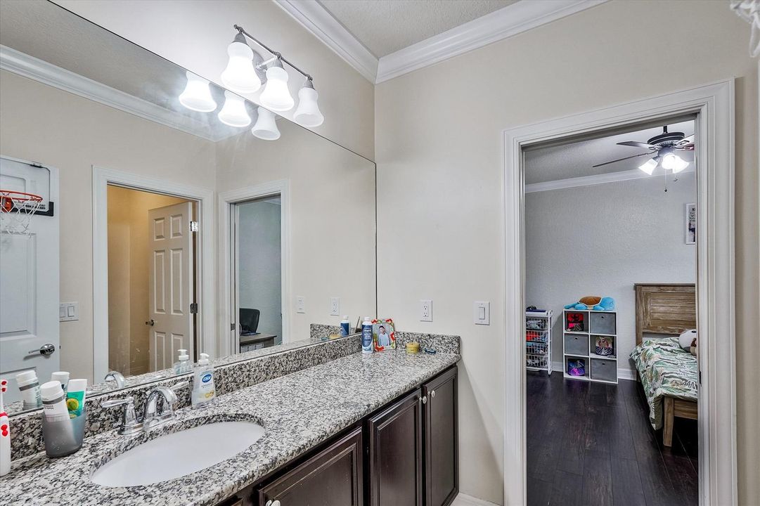 49-4381 SW Gossamer Circle-49