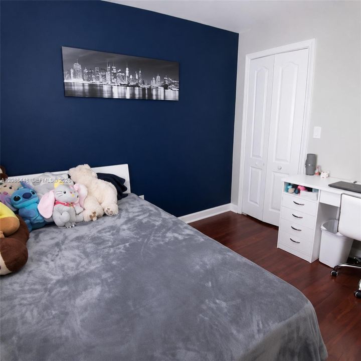 For Rent: $3,500 (3 beds, 2 baths, 1650 Square Feet)