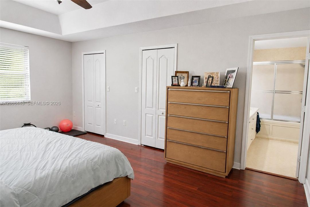 For Rent: $3,500 (3 beds, 2 baths, 1650 Square Feet)