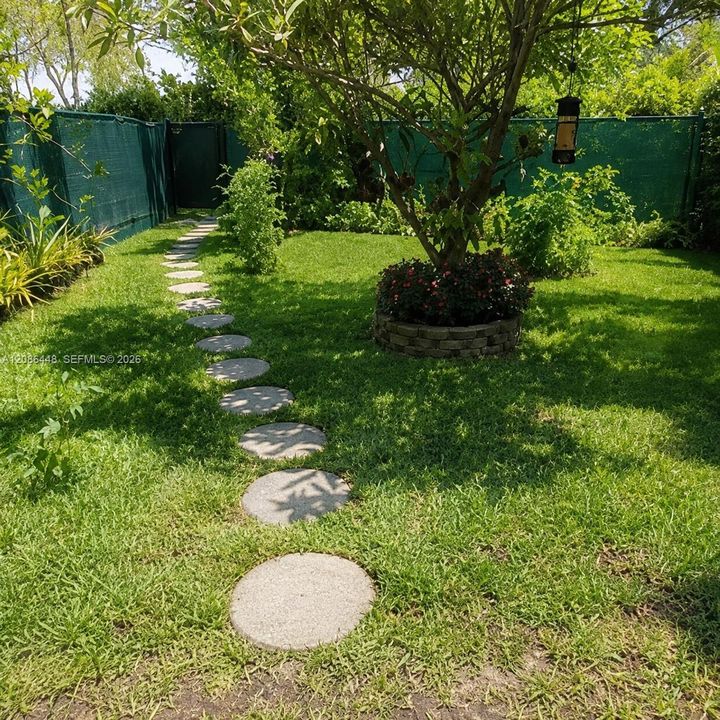 For Rent: $3,500 (3 beds, 2 baths, 1650 Square Feet)