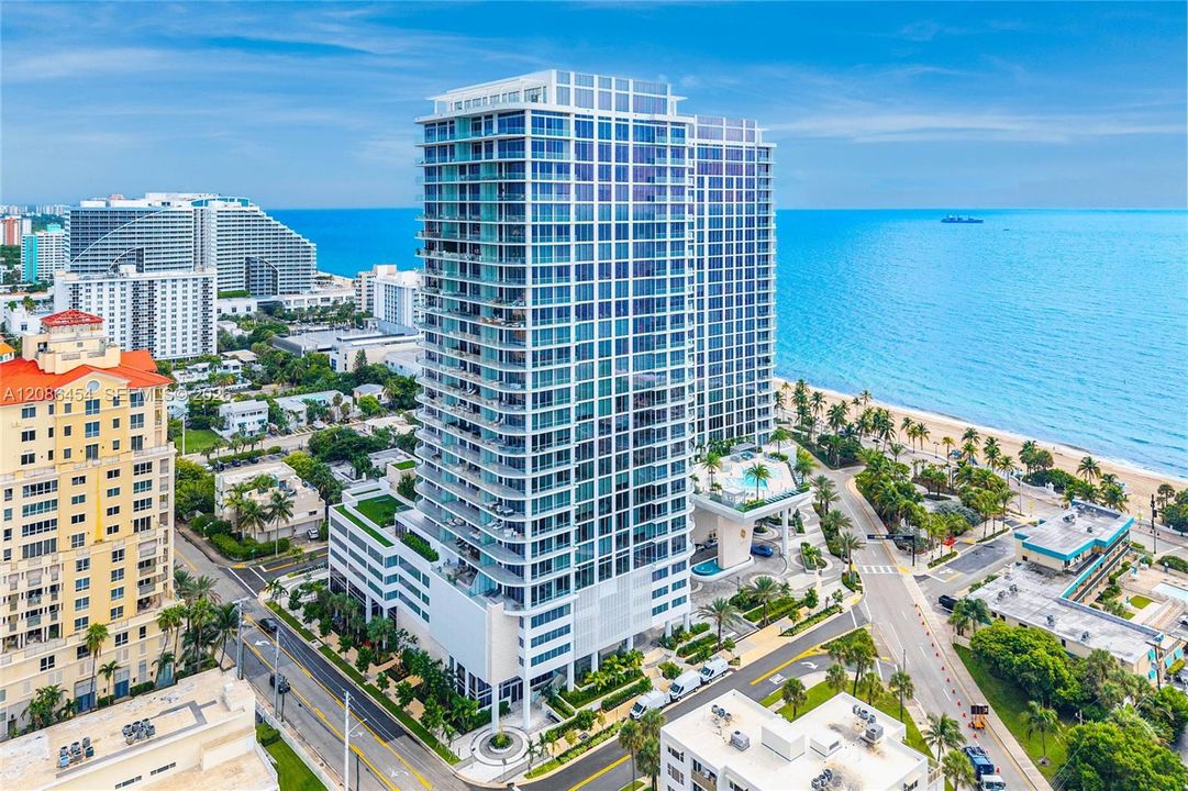 En Venta: $4,499,000 (3 camas, 4 baños, 3109 Pies cuadrados)