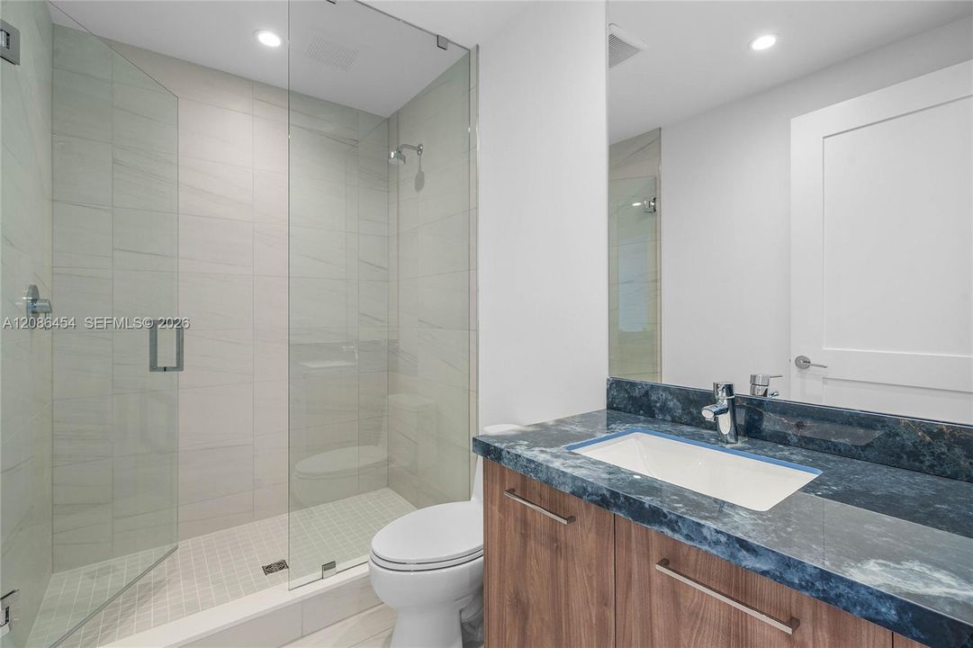 En Venta: $4,499,000 (3 camas, 4 baños, 3109 Pies cuadrados)