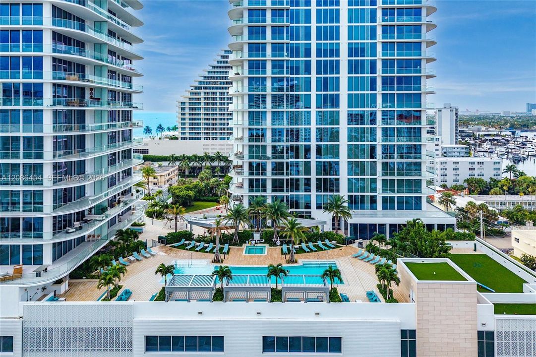 En Venta: $4,499,000 (3 camas, 4 baños, 3109 Pies cuadrados)