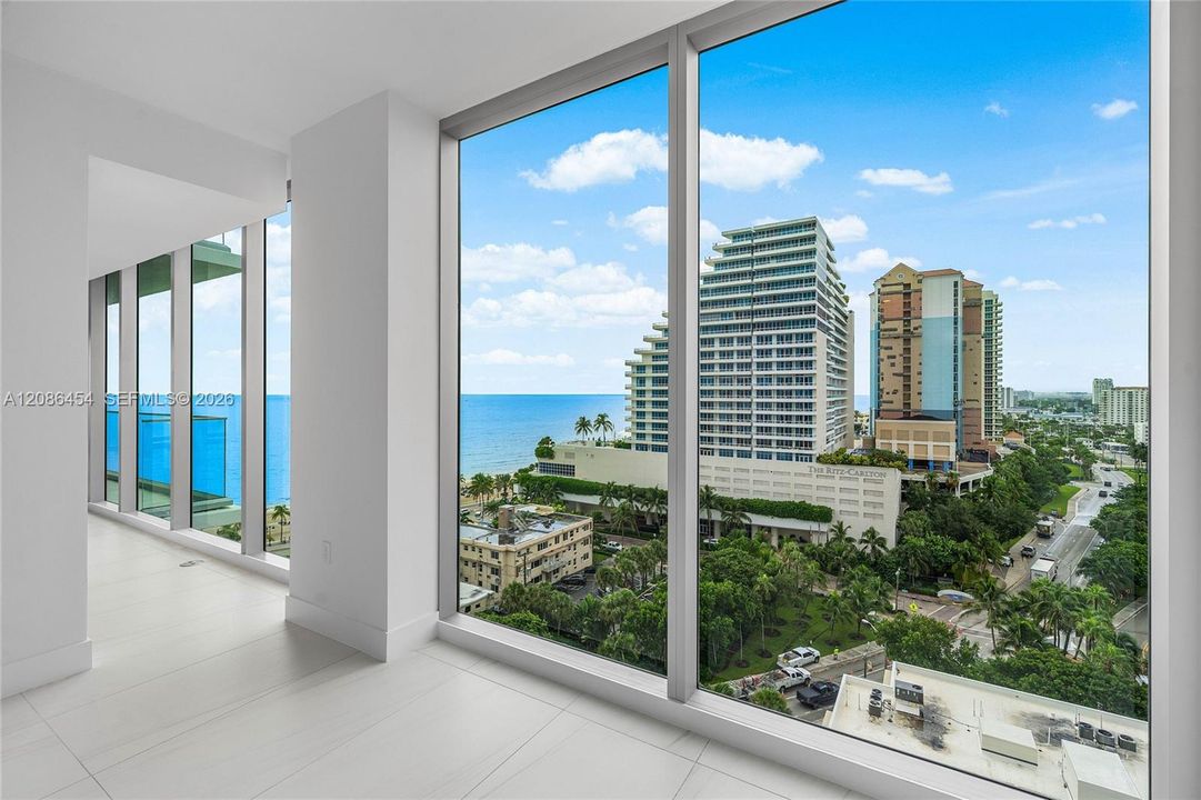 En Venta: $4,499,000 (3 camas, 4 baños, 3109 Pies cuadrados)