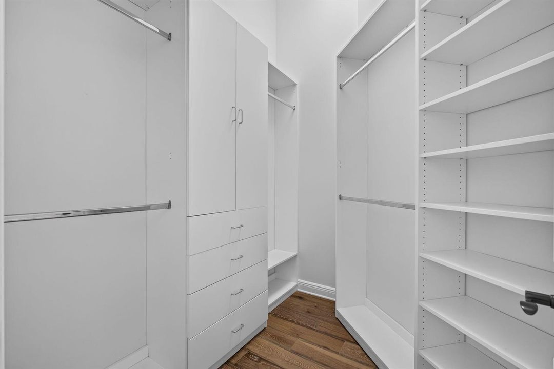 Custom Closets