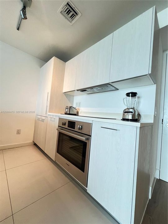 В аренду: $3,290 (1 спален, 1 ванн, 622 Квадратных фут)