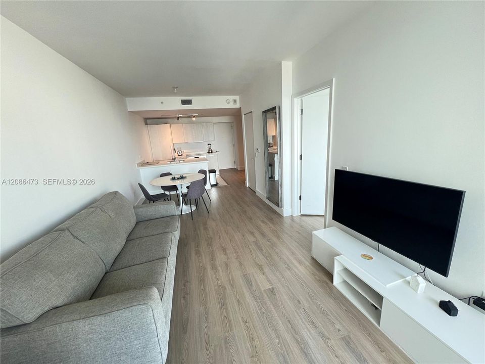 В аренду: $3,290 (1 спален, 1 ванн, 622 Квадратных фут)