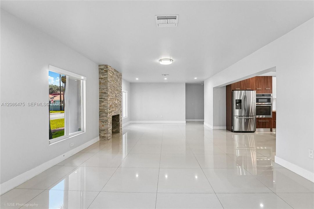 For Sale: $1,300,000 (4 beds, 3 baths, 2414 Square Feet)