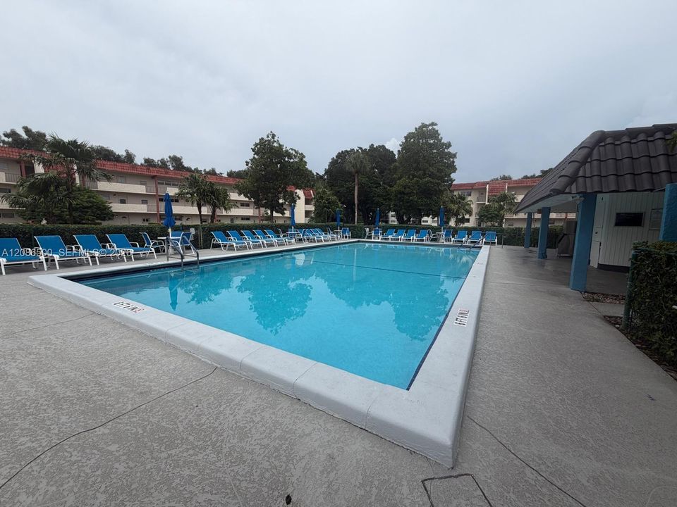 En Venta: $99,900 (1 camas, 1 baños, 900 Pies cuadrados)
