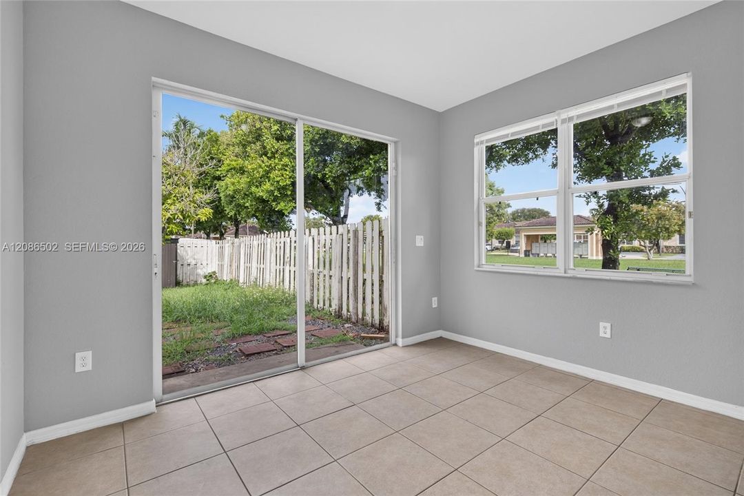 For Rent: $2,650 (3 beds, 2 baths, 1250 Square Feet)