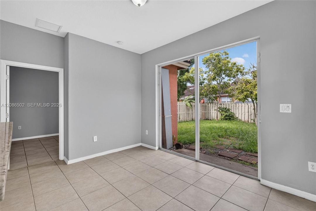 For Rent: $2,650 (3 beds, 2 baths, 1250 Square Feet)