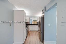 For Sale: $239,500 (2 beds, 2 baths, 1122 Square Feet)