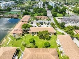 For Sale: $239,500 (2 beds, 2 baths, 1122 Square Feet)