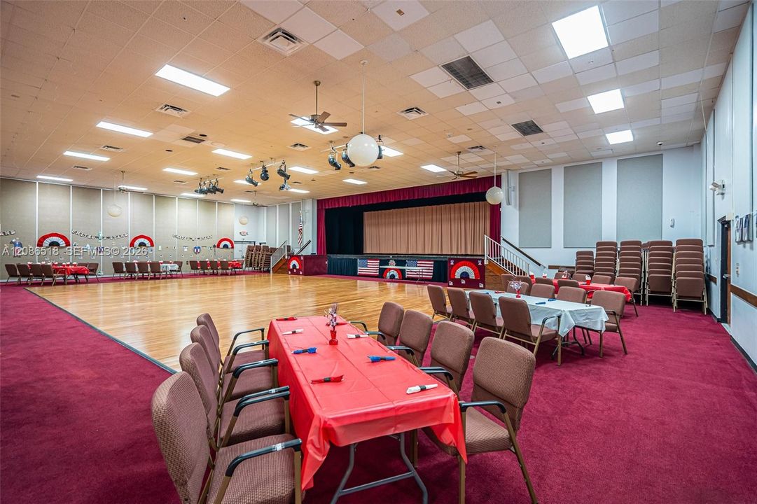 PARTY AREA W/ DANCE FLOOR