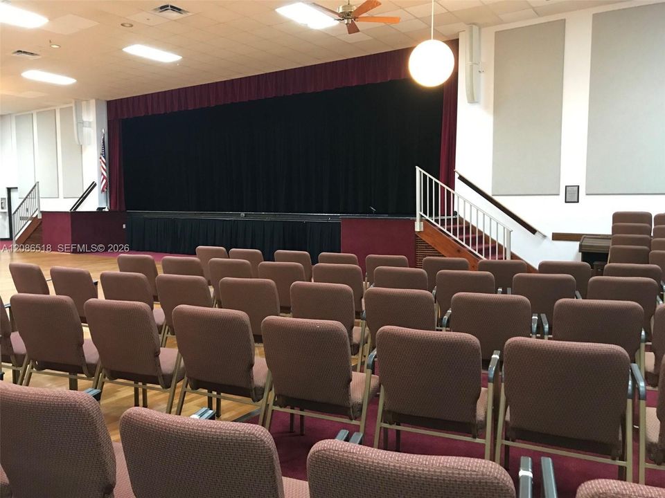 PLAYHOUSE FOR SHOWS