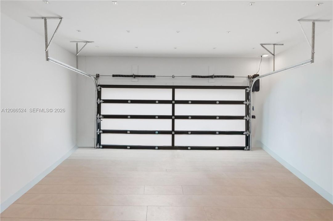 En Venta: $6,100,000 (6 camas, 5 baños, 4450 Pies cuadrados)