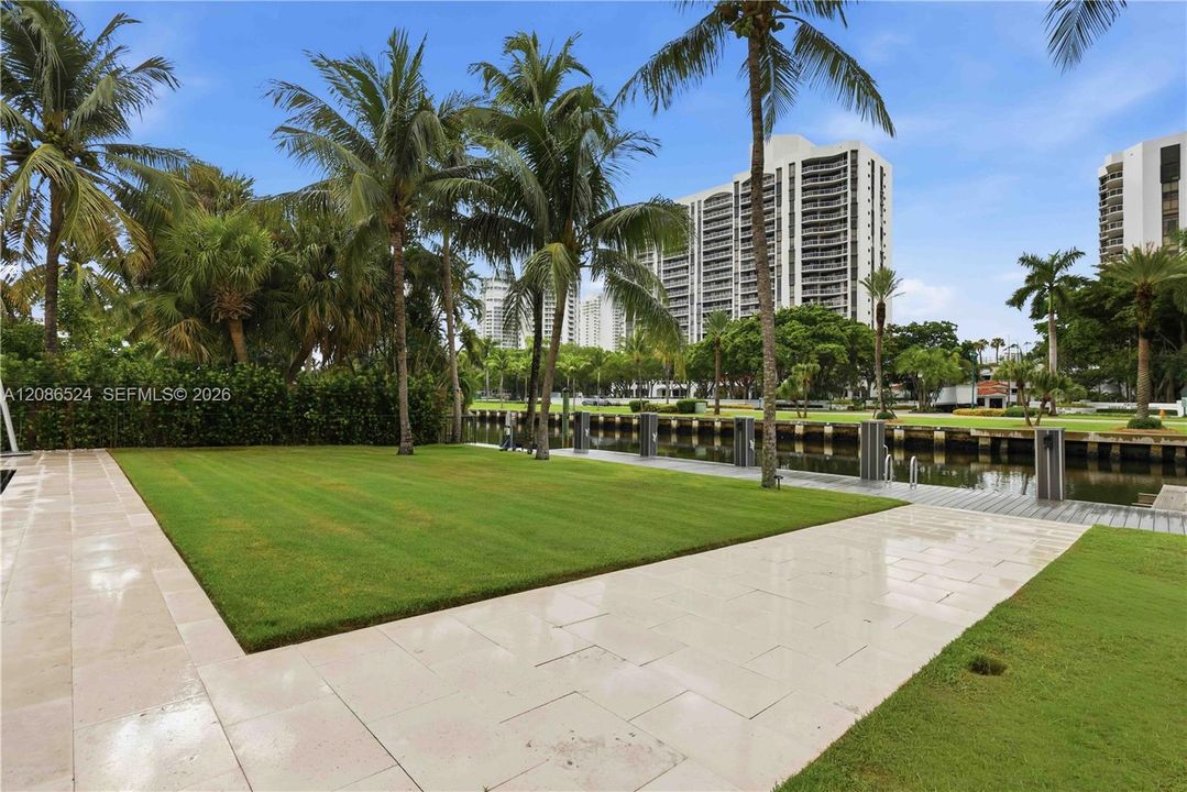 En Venta: $6,100,000 (6 camas, 5 baños, 4450 Pies cuadrados)