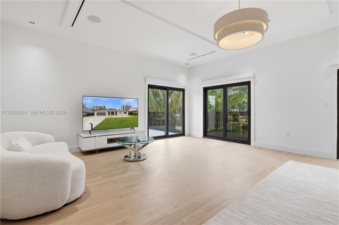 En Venta: $6,100,000 (6 camas, 5 baños, 4450 Pies cuadrados)