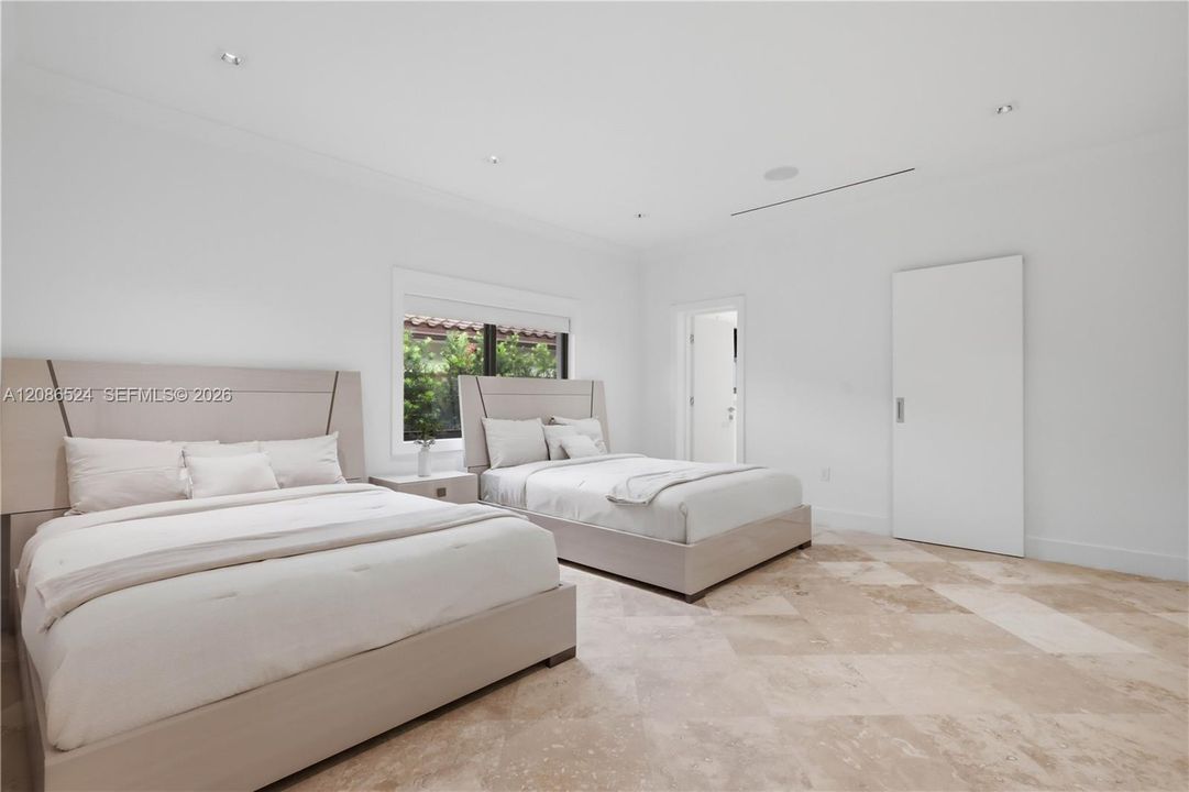 En Venta: $6,100,000 (6 camas, 5 baños, 4450 Pies cuadrados)