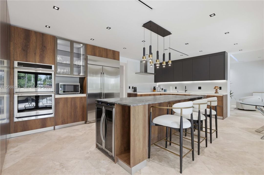 En Venta: $6,100,000 (6 camas, 5 baños, 4450 Pies cuadrados)