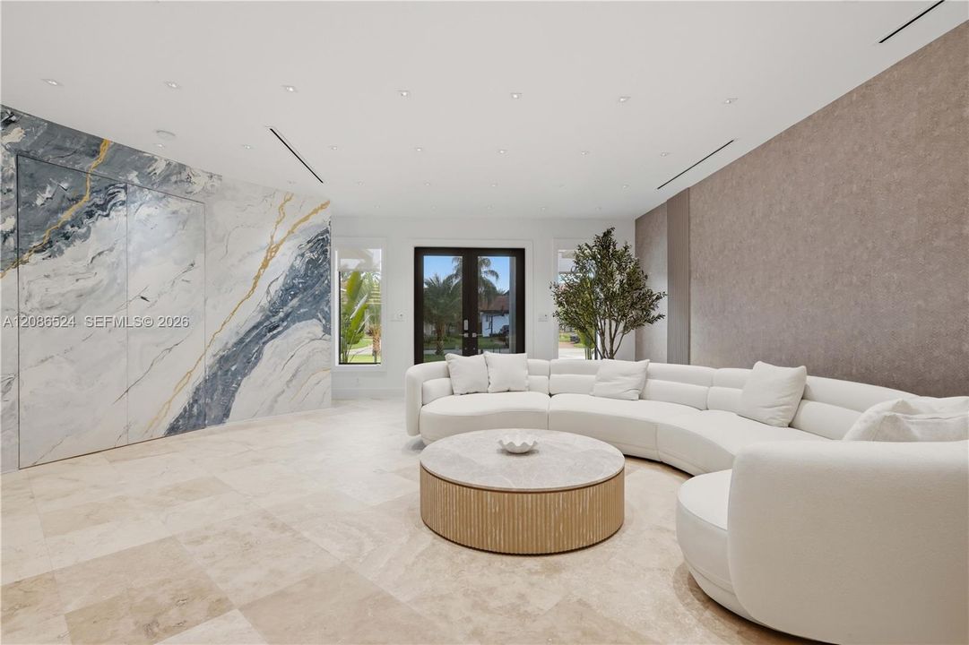 En Venta: $6,100,000 (6 camas, 5 baños, 4450 Pies cuadrados)