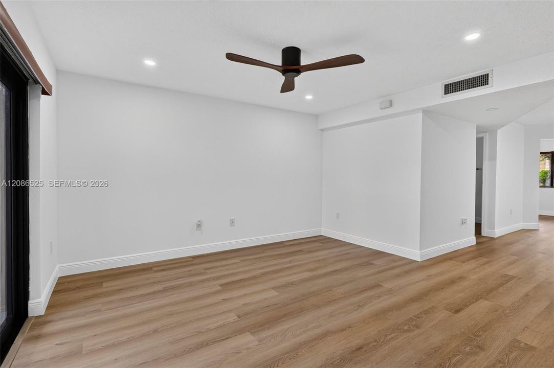 En Renta: $3,100 (3 camas, 2 baños, 1568 Pies cuadrados)