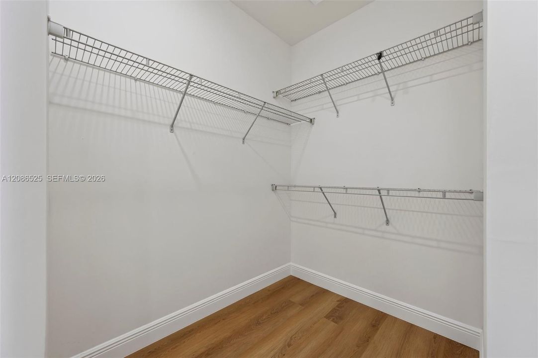 En Renta: $3,100 (3 camas, 2 baños, 1568 Pies cuadrados)