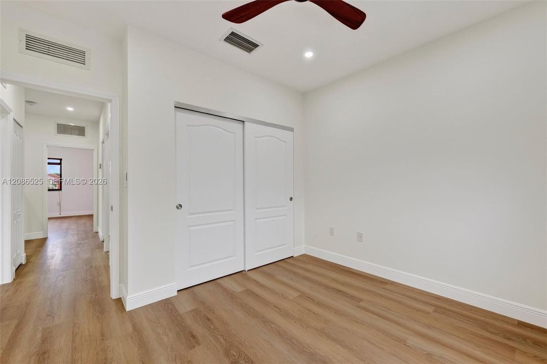 En Renta: $3,100 (3 camas, 2 baños, 1568 Pies cuadrados)