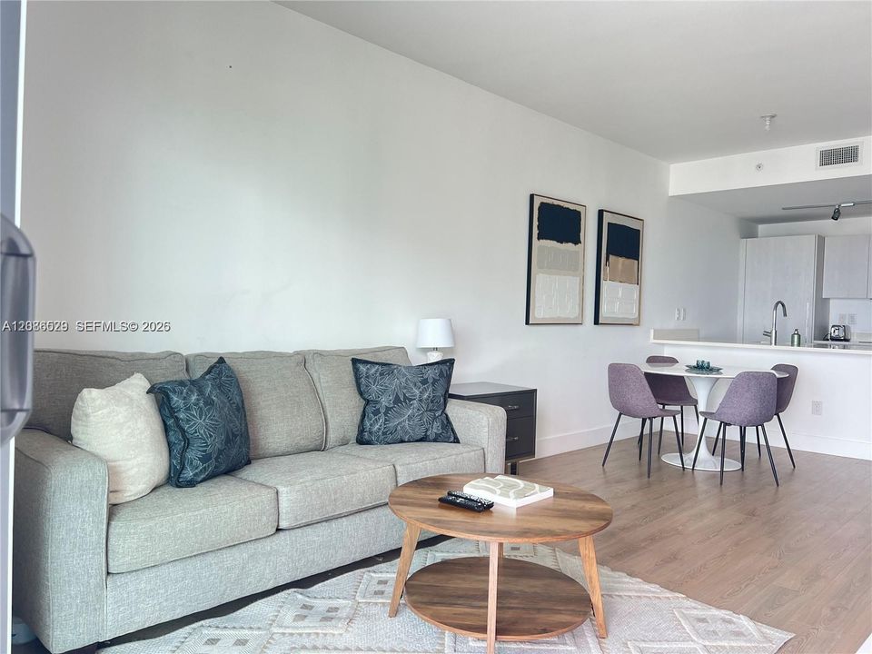 En Venta: $435,000 (1 camas, 1 baños, 622 Pies cuadrados)