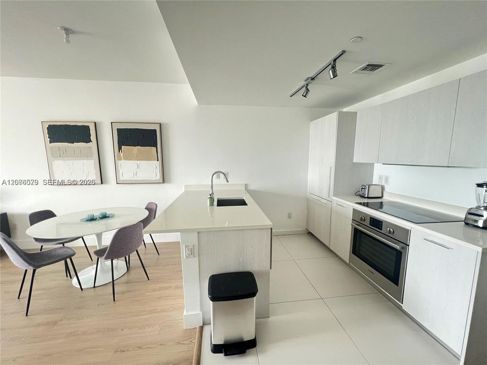 En Venta: $435,000 (1 camas, 1 baños, 622 Pies cuadrados)