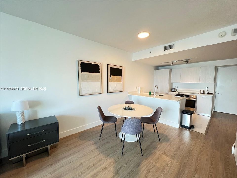 En Venta: $435,000 (1 camas, 1 baños, 622 Pies cuadrados)