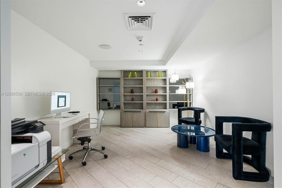 В аренду: $6,500 (2 спален, 2 ванн, 1214 Квадратных фут)