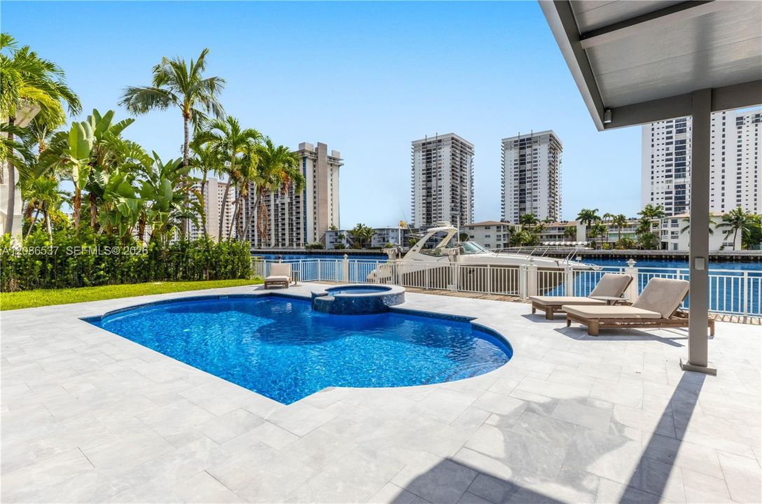 For Rent: $49,000 (5 beds, 4 baths, 4138 Square Feet)