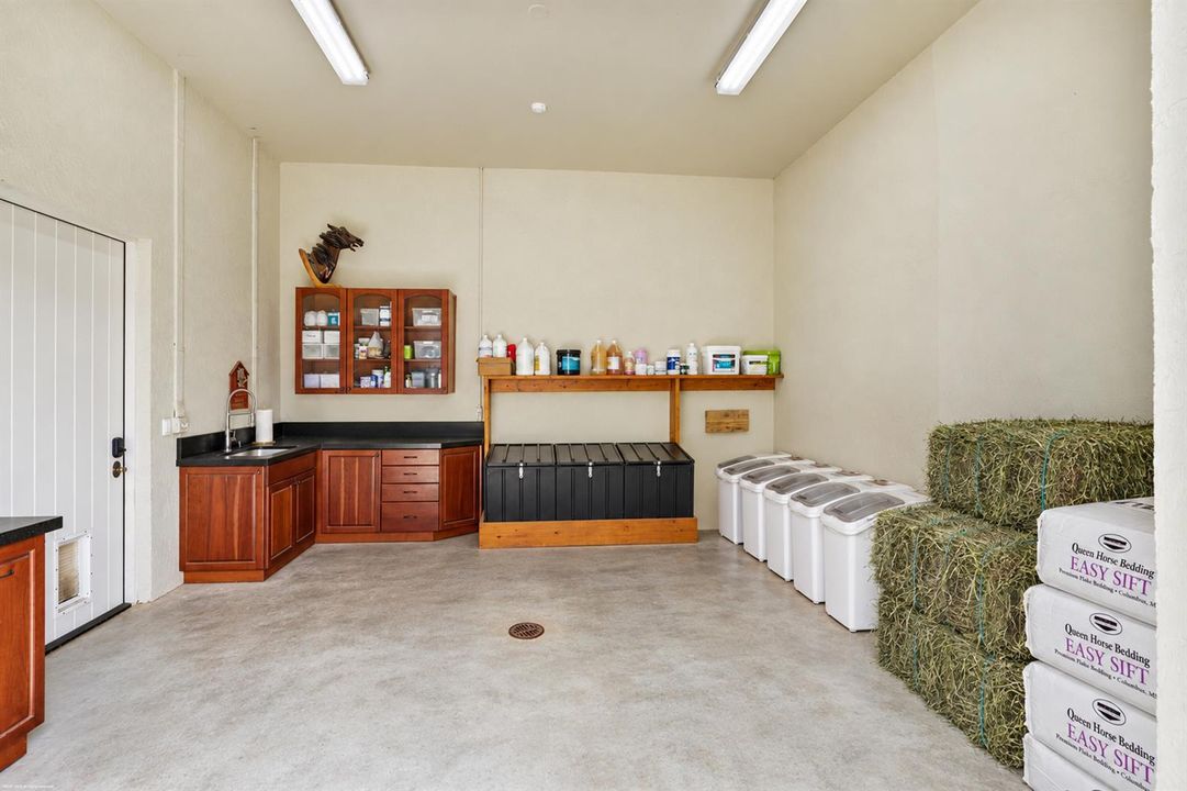 4600 Garden Point Trl 096