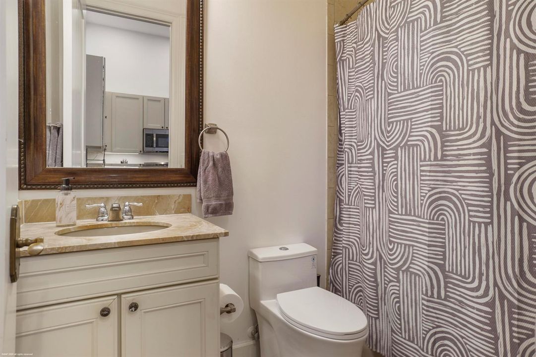 4600 Garden Point Trl 100