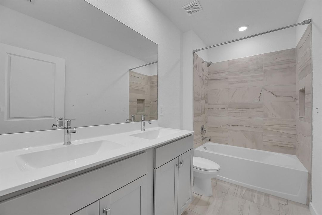 2nd bathroom