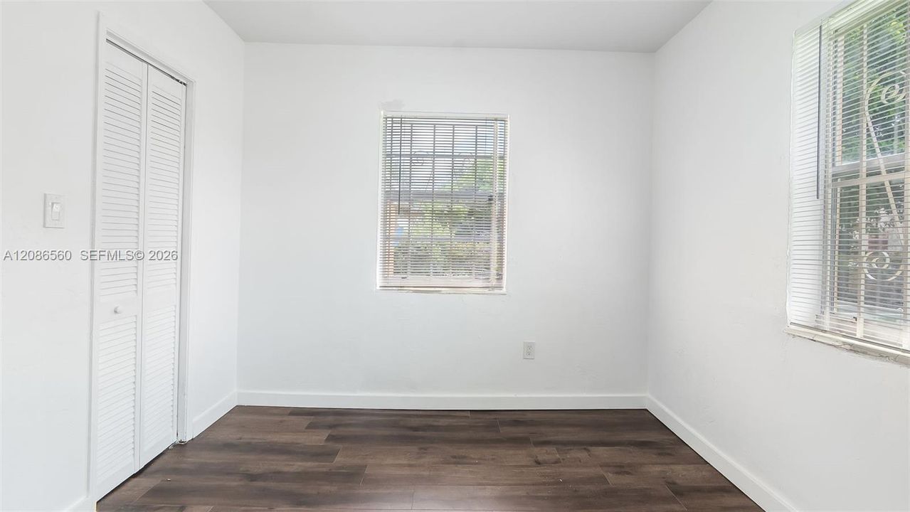 В аренду: $2,500 (3 спален, 1 ванн, 951 Квадратных фут)