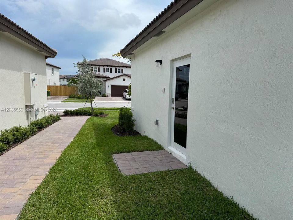 For Rent: $1,500 (1 beds, 1 baths, 0 Square Feet)