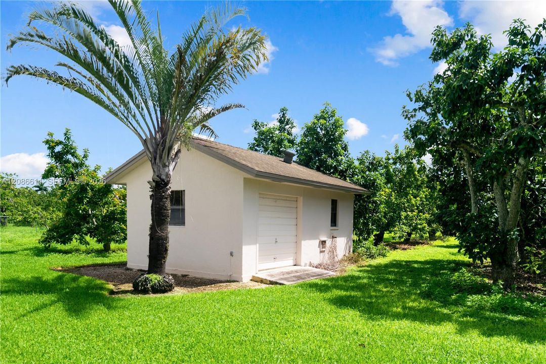 En Venta: $2,499,000 (4 camas, 3 baños, 3160 Pies cuadrados)