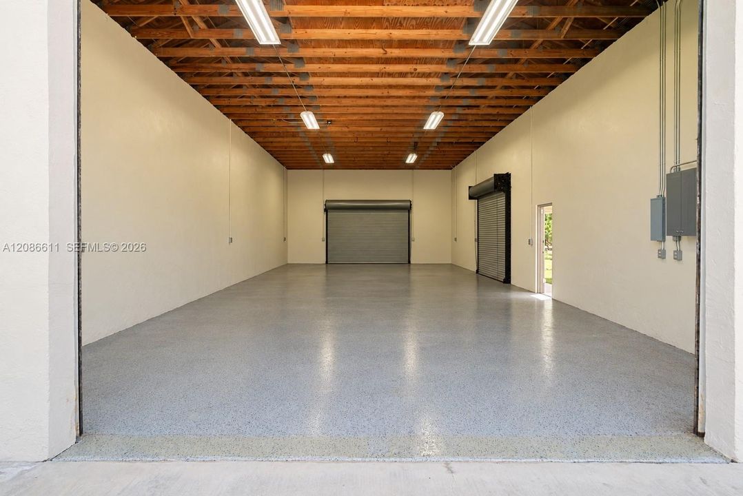 En Venta: $2,499,000 (4 camas, 3 baños, 3160 Pies cuadrados)