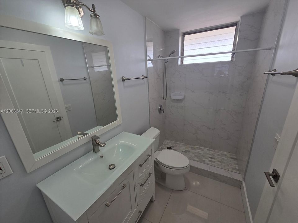 En Renta: $1,800 (1 camas, 1 baños, 768 Pies cuadrados)