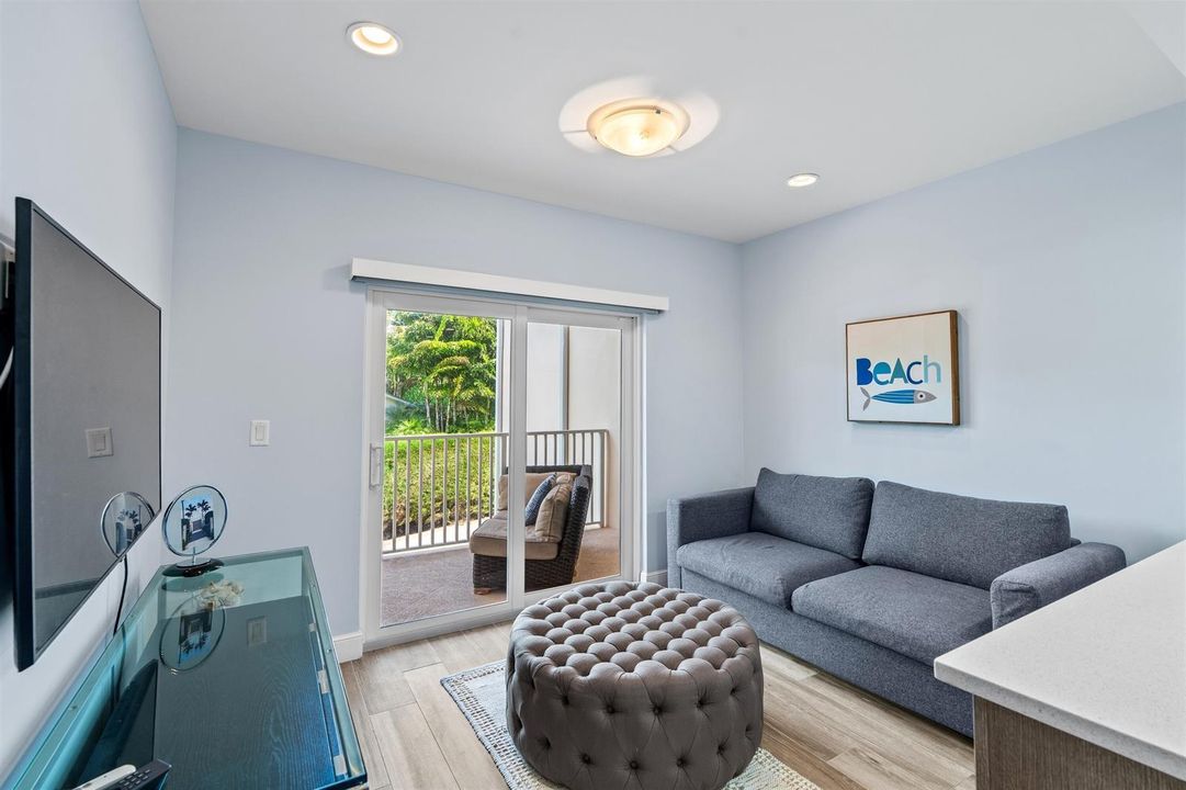FAMILY_ROOM_DT
