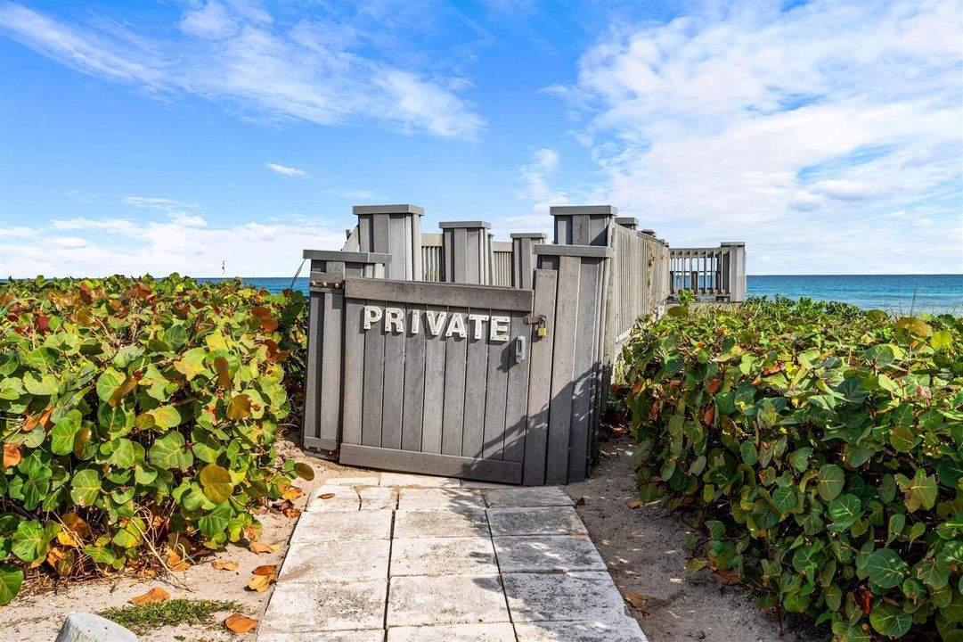 PRIVATE_DOCK_DT