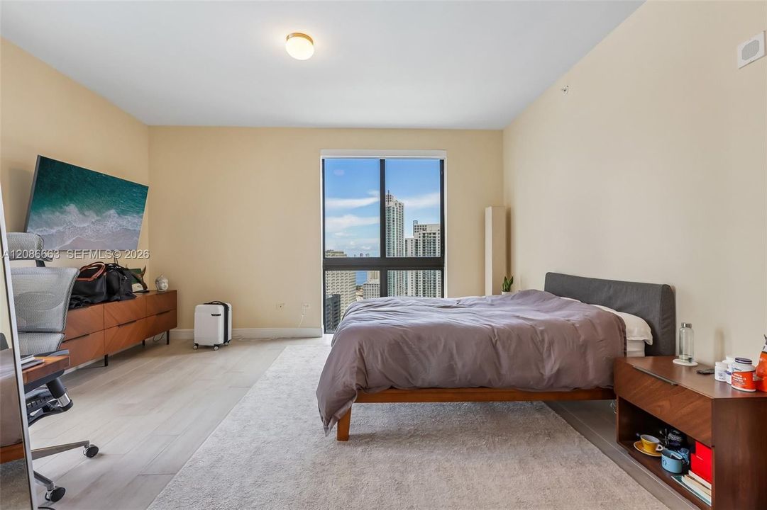 For Sale: $889,500 (2 beds, 2 baths, 1311 Square Feet)