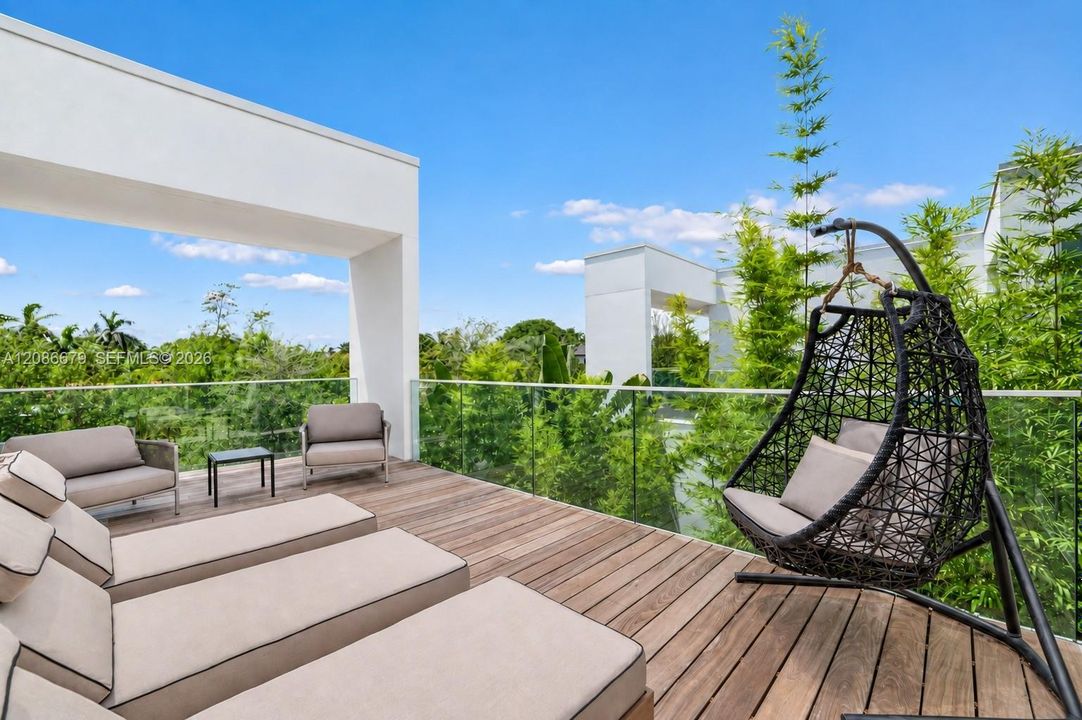 For Rent: $68,000 (4 beds, 4 baths, 5154 Square Feet)