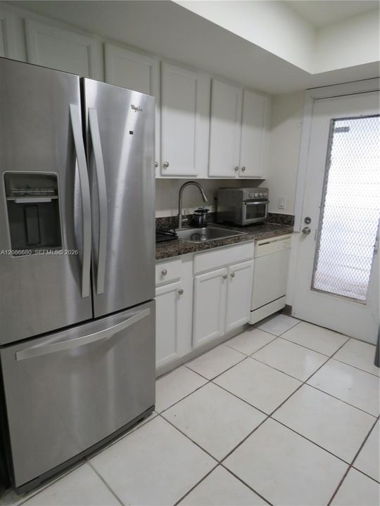 En Renta: $2,300 (2 camas, 2 baños, 1250 Pies cuadrados)