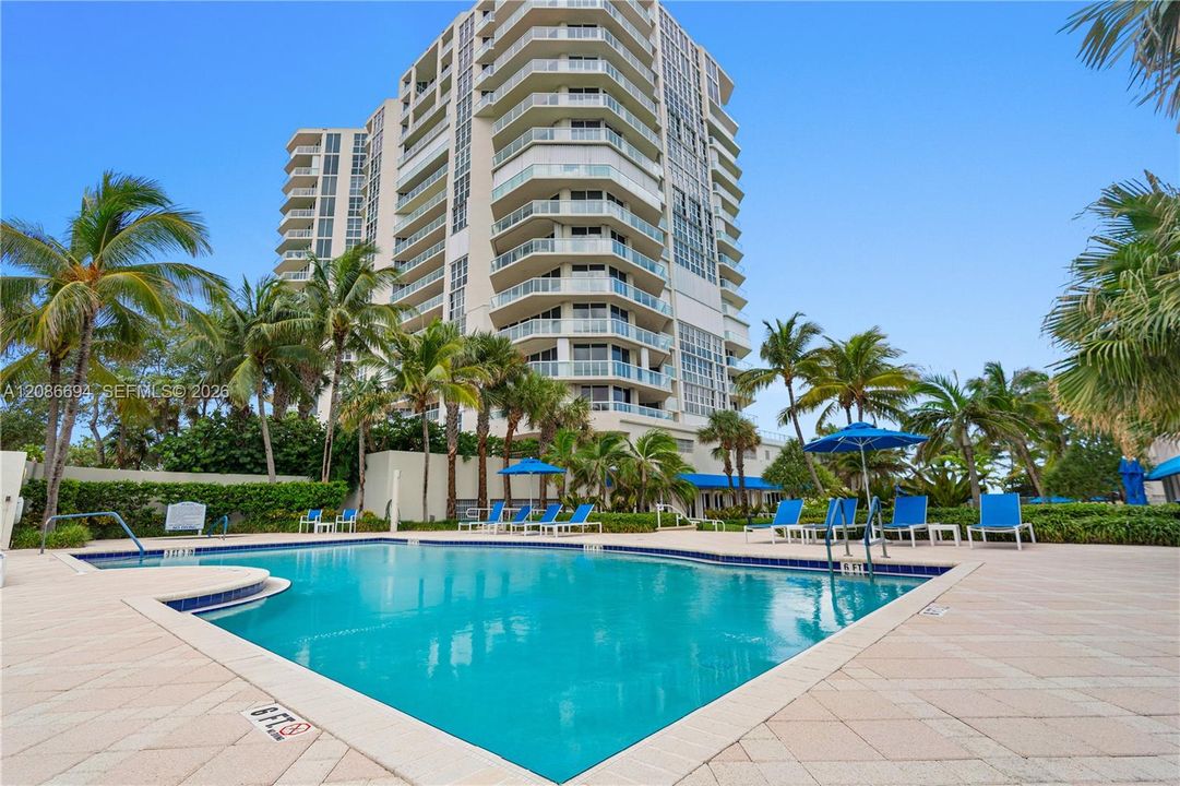 For Sale: $4,250,000 (4 beds, 4 baths, 4283 Square Feet)