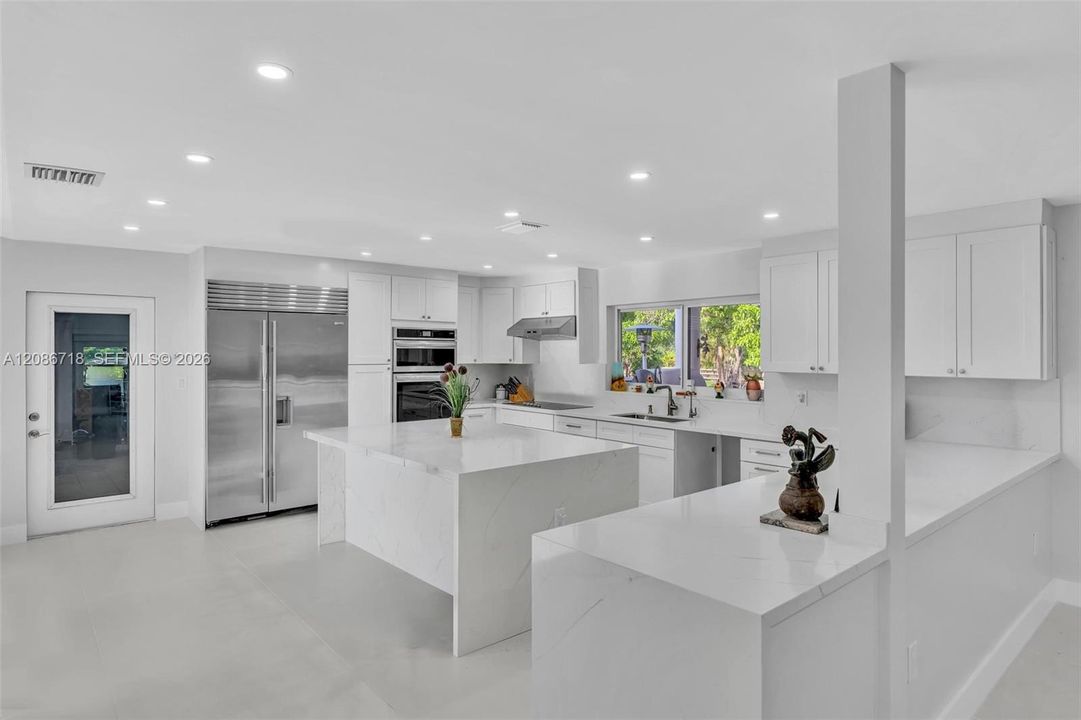 KITCHEN VIEW - 14 FT X 19 FT
