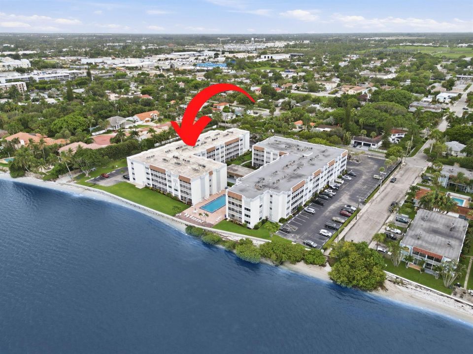48-web-or-mls-1516_S_Lakeside_Dr_Unit_40