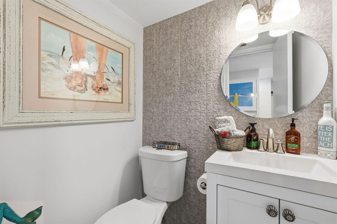 10-web-or-mls-1516_S_Lakeside_Dr_Unit_40